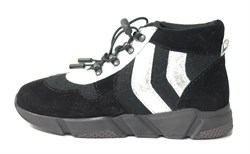 Кроссовки "Кира" на черной подошве - фото 11965